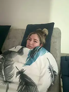 Snapshot of Celestedubois chatting on 27, 12, 2024 Celestedubois online show from 27, 12, 2024