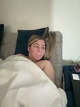 Snapshot of Celestedubois chatting on 25, 1, 2025 Celestedubois online show from 25, 1, 2025