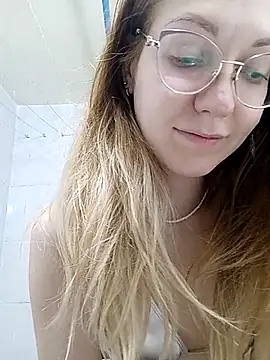  Sweet Love  online show from 25, 2, 2025