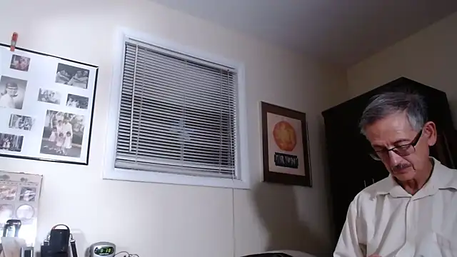 hottottrot691 online show from 17, 3, 2025