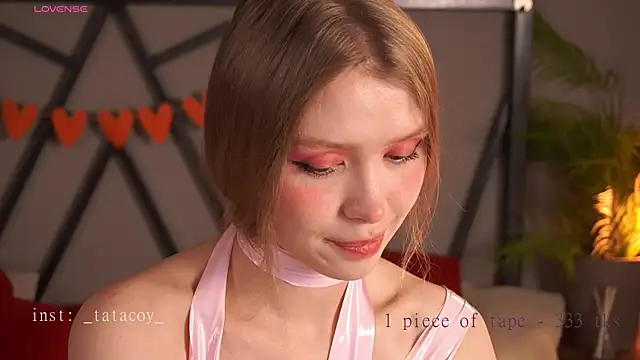 Snapshot of TataCoy chatting on 25, 9, 2025 TataCoy online show from 25, 9, 2025