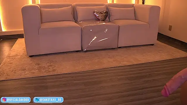 Dakota Lee online show from 18, 2, 2026