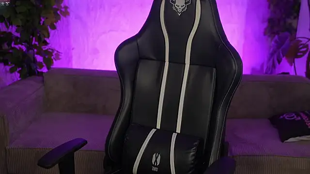 Jasmine Flow online show from 16, 12, 2025