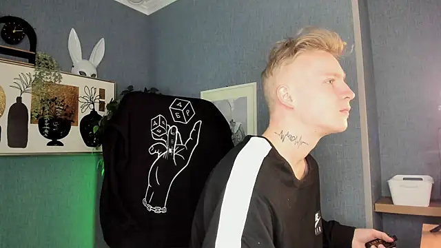 AlexxSweet online show from 20, 4, 2026