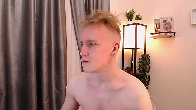 Snapshot of AlexxSweet chatting on 3, 5, 2026 AlexxSweet online show from 3, 5, 2026