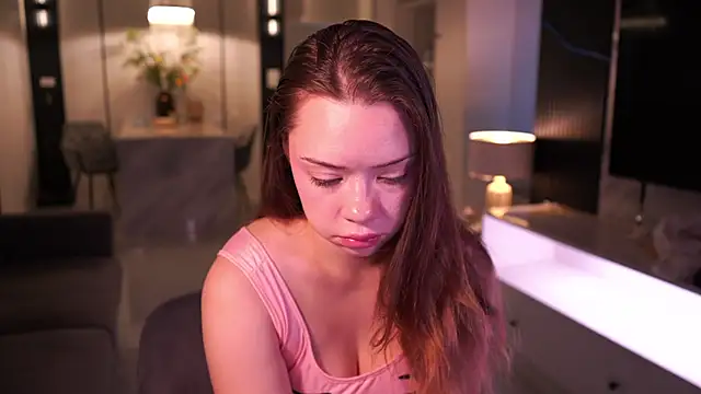 VixenMia online show from 24, 11, 2025