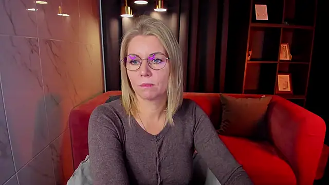 Annie Light online show from 26, 9, 2025