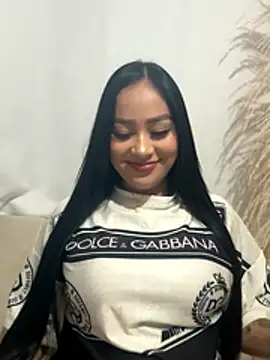 Luisa Fernandaa online show from 22, 11, 2025