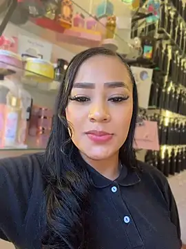 Snapshot of Luisa_Fernandaa chatting on 1, 8, 2026 Luisa Fernandaa online show from 1, 8, 2026