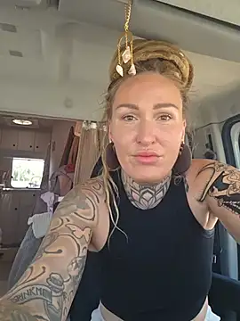 Snapshot of Mira-Grey89 chatting on 22, 5, 2026 Mira-Grey89 online show from 22, 5, 2026