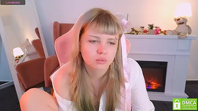 Snapshot of Grace_and__Jacob chatting on 27, 9, 2025 Grace and Jacob online show from 27, 9, 2025