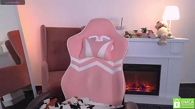 Snapshot of Grace_and__Jacob chatting on 6, 10, 2025 Grace and Jacob online show from 6, 10, 2025