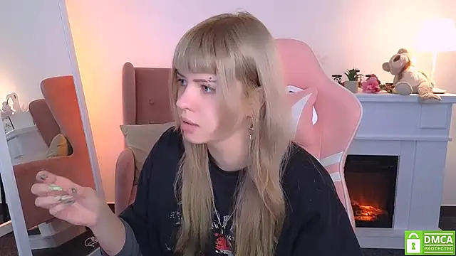 Snapshot of Grace_and__Jacob chatting on 8, 10, 2025 Grace and Jacob online show from 8, 10, 2025