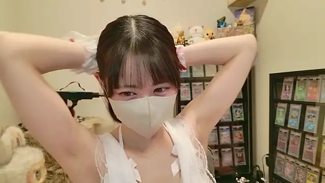 Snapshot of HIKARI_x0 chatting on 13, 2, 2026 HIKARI x0 online show from 13, 2, 2026