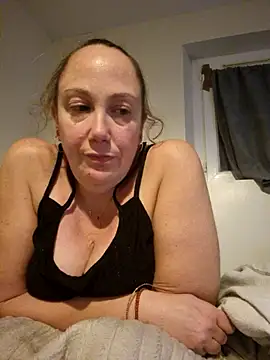 Snapshot of Wisie_Cutie chatting on 19, 11, 2025 Wisie Cutie online show from 19, 11, 2025