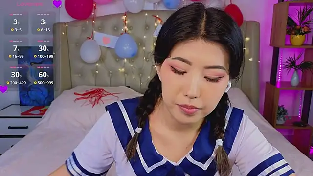 Snapshot of Wendy__Hills chatting on 12, 2, 2025 Wendy Hills online show from 12, 2, 2025