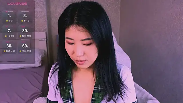 Snapshot of Wendy__Hills chatting on 9, 10, 2025 Wendy Hills online show from 9, 10, 2025