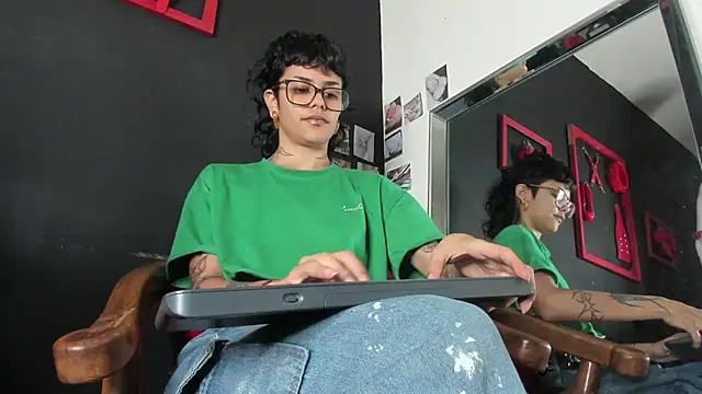Snapshot of trinitty chatting on 10, 3, 2025 trinitty online show from 10, 3, 2025