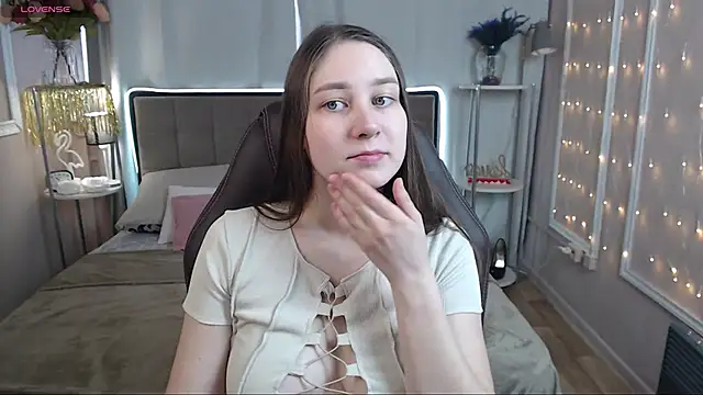 MollyBrams online show from 1, 3, 2025