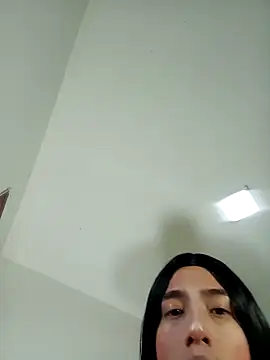 Snapshot of yesik_beltran chatting on 8, 12, 2024 yesik beltran online show from 8, 12, 2024