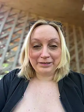 BBW Nora online show from 24, 4, 2026