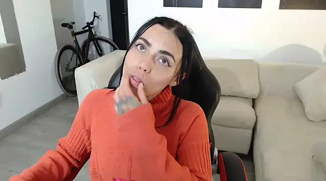 Snapshot of i_am_nina_ chatting on 27, 12, 2024 i am nina online show from 27, 12, 2024