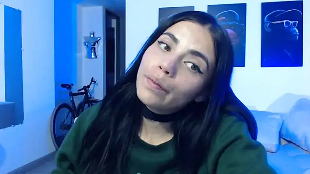 Snapshot of i_am_nina_ chatting on 7, 1, 2025 i am nina online show from 7, 1, 2025