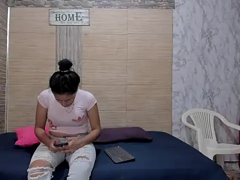 GIRLORI22 online show from 10, 10, 2025