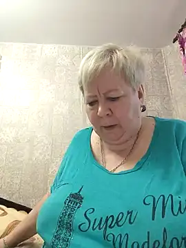 Snapshot of EffectFiona chatting on 17, 1, 2025 EffectFiona online show from 17, 1, 2025