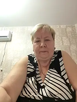 Snapshot of EffectFiona chatting on 19, 1, 2025 EffectFiona online show from 19, 1, 2025