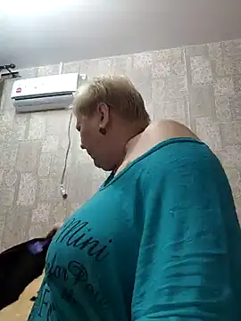 Snapshot of EffectFiona chatting on 19, 1, 2025 EffectFiona online show from 19, 1, 2025