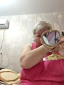 Snapshot of EffectFiona chatting on 29, 1, 2025 EffectFiona online show from 29, 1, 2025