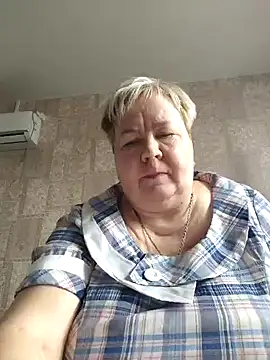 Snapshot of EffectFiona chatting on 16, 3, 2025 EffectFiona online show from 16, 3, 2025