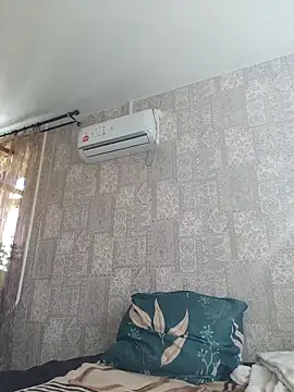 Snapshot of EffectFiona chatting on 14, 9, 2025 EffectFiona online show from 14, 9, 2025