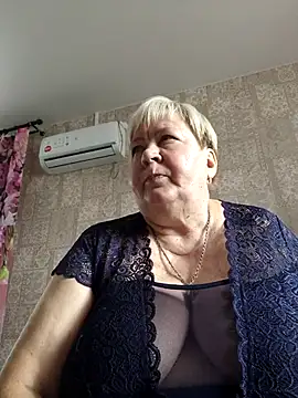 Snapshot of EffectFiona chatting on 26, 9, 2025 EffectFiona online show from 26, 9, 2025