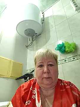 Snapshot of EffectFiona chatting on 30, 10, 2025 EffectFiona online show from 30, 10, 2025