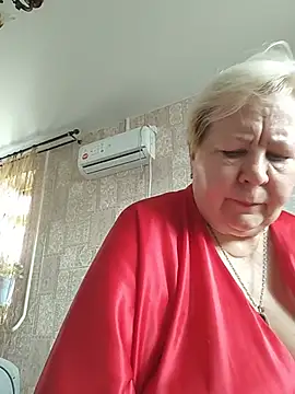 Snapshot of EffectFiona chatting on 24, 4, 2026 EffectFiona online show from 24, 4, 2026