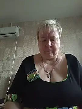 Snapshot of EffectFiona chatting on 24, 5, 2026 EffectFiona online show from 24, 5, 2026
