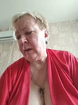 Snapshot of EffectFiona chatting on 28, 5, 2026 EffectFiona online show from 28, 5, 2026