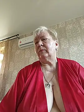 Snapshot of EffectFiona chatting on 22, 6, 2026 EffectFiona online show from 22, 6, 2026