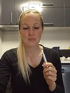 Snapshot of MaviePearl chatting on 30, 1, 2025 MaviePearl online show from 30, 1, 2025