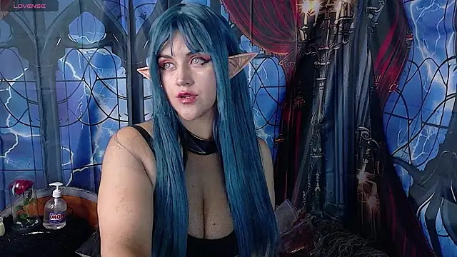 Snapshot of cristina_blu21 chatting on 18, 6, 2026 cristina blu21 online show from 18, 6, 2026