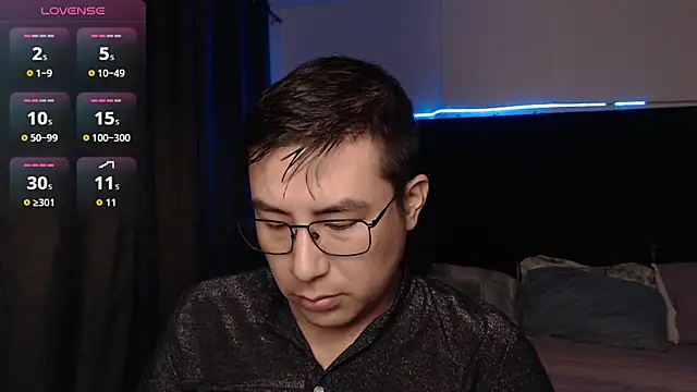 andrewmhilton  online show from 16, 12, 2025