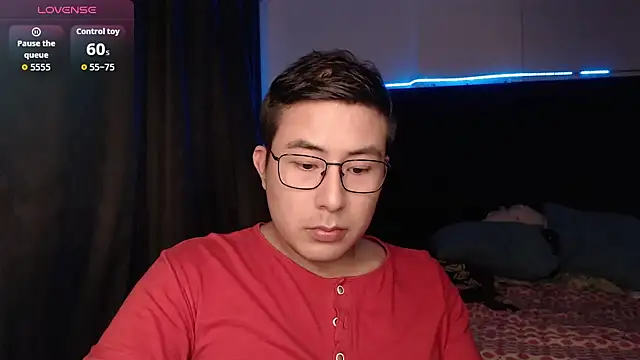 andrewmhilton  online show from 19, 12, 2025