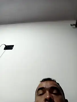 Snapshot of Kratos1289 chatting on 14, 12, 2025 Kratos1289 online show from 14, 12, 2025