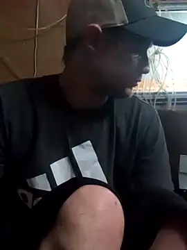 Snapshot of Midwestalpha chatting on 31, 12, 2024 Midwestalpha online show from 31, 12, 2024