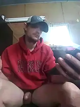 Snapshot of Midwestalpha chatting on 1, 1, 2025 Midwestalpha online show from 1, 1, 2025