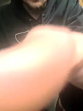 Snapshot of Midwestalpha chatting on 6, 2, 2025 Midwestalpha online show from 6, 2, 2025