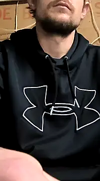 Snapshot of Midwestalpha chatting on 6, 2, 2025 Midwestalpha online show from 6, 2, 2025