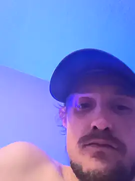 Snapshot of Midwestalpha chatting on 10, 2, 2025 Midwestalpha online show from 10, 2, 2025